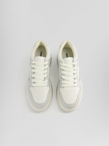 Bershka Sneakers laag in Grijs