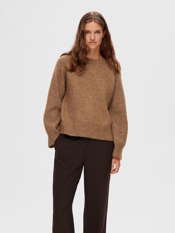 SELECTED FEMME Pullover 'RENA' in Braun: predná strana