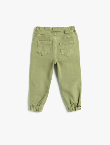 Koton Tapered Jeans in Groen