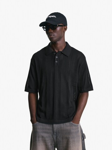 T-Shirt Bershka en noir : devant