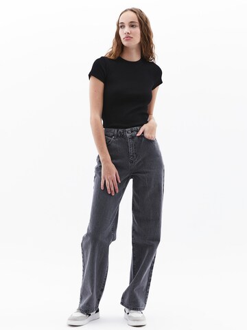 T-shirt 'Dicker' OXXO en noir