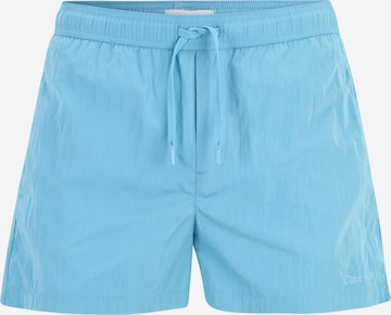 Calvin Klein Swimwear Regular Badshorts i blå: framsida