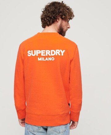 Sweat-shirt Superdry en rouge : devant