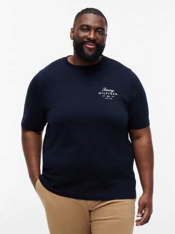 Tricou de la Tommy Hilfiger Big & Tall pe albastru: față