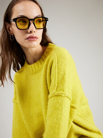 TOPSHOP Sweter w kolorze żółty