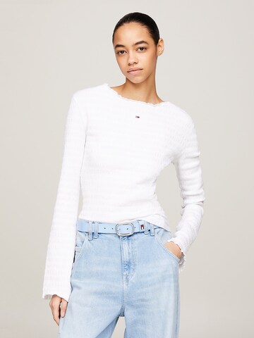 Tommy Jeans Shirt 'Essential' in White: front