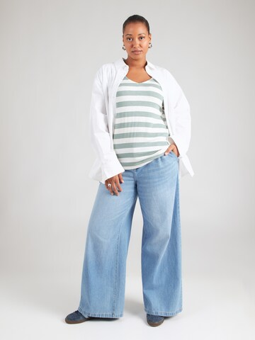 ONLY Carmakoma Shirt in Green