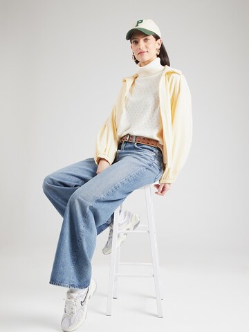 Pulover 'BROOKLYN' de la GAP pe alb