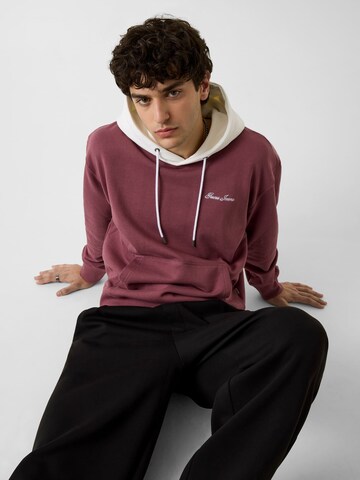 GUESS Sweatshirt in Rot