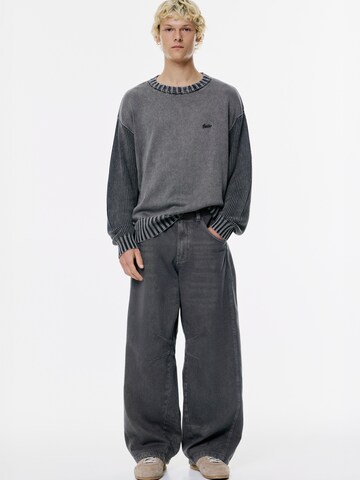Pulover 'STWD' de la Pull&Bear pe gri