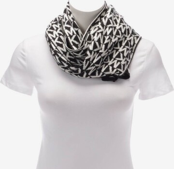 Michael Kors Scarf & Wrap in One size in Black: front