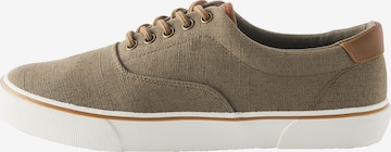 Next Sneaker in Grün: Vorderseite