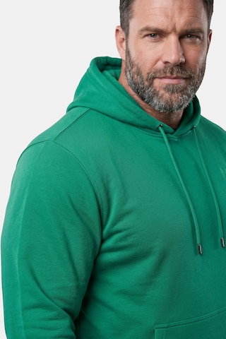 Men Plus Sweatshirt in Grün