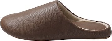 BONVERANO Slippers in Brown: front