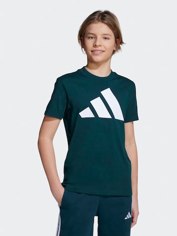 T-Shirt fonctionnel 'Essentials' ADIDAS SPORTSWEAR en vert : devant
