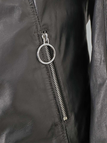 Jilani Between-Season Jacket 'Kiran' in Black