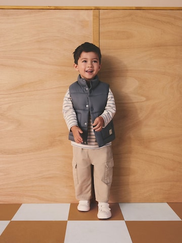 Next - Chaleco en gris