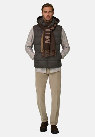 Boggi Milano Vest i brun: forside