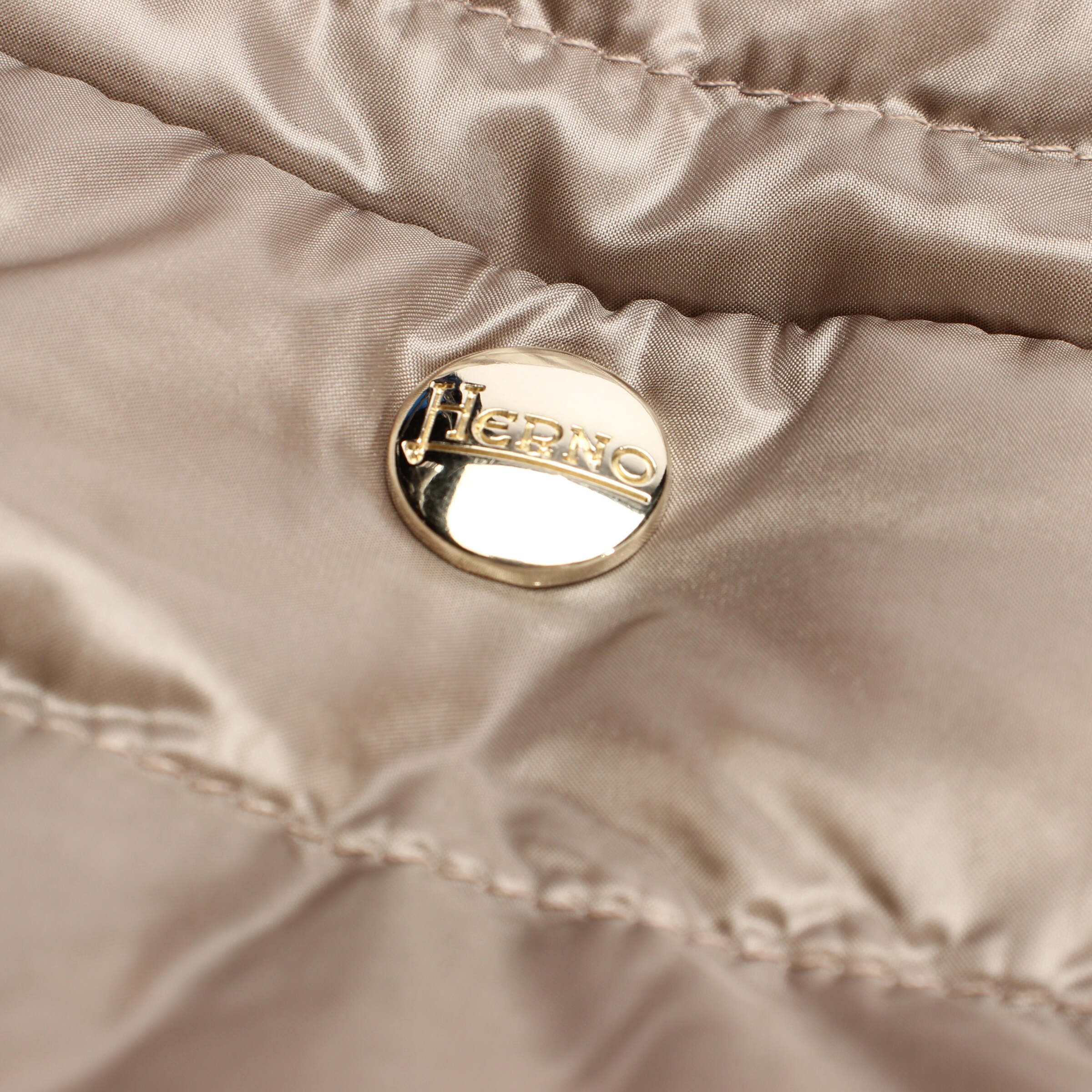 Herno Jacket & Coat in M in Black