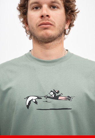 Cleptomanicx Shirt 'Walk the Gull' in Groen