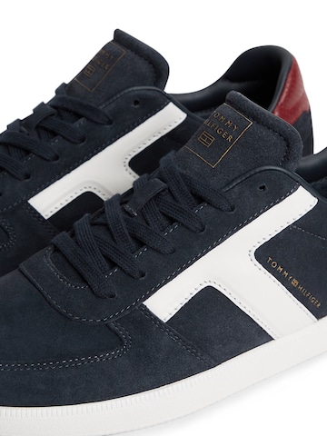 TOMMY HILFIGER Sneakers in Blue
