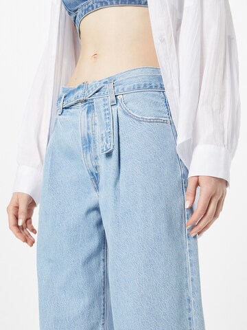 LEVI'S ® Loosefit Jeans med lægfolder 'Belted Baggy' i blå