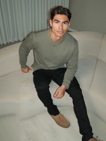 TEESHOPPEN - Pullover ' Sweatshirt Crewneck ' em verde