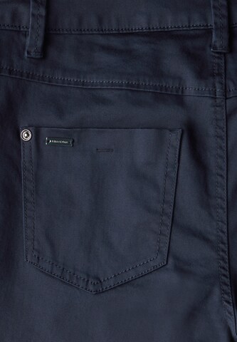 STREET ONE Regular Shorts in Blau