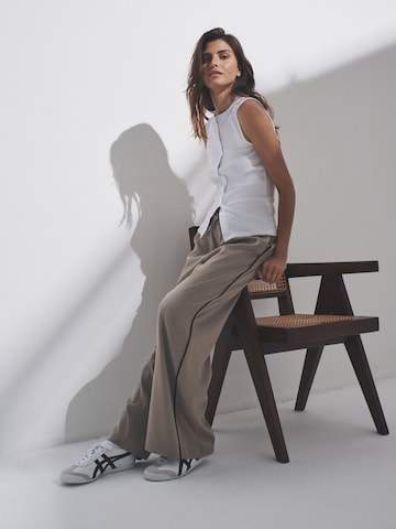 The SetWide Leg/ Široke nogavice Hlače - siva boja