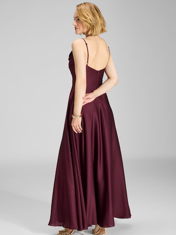 SWING Õhtukleit, värv punane