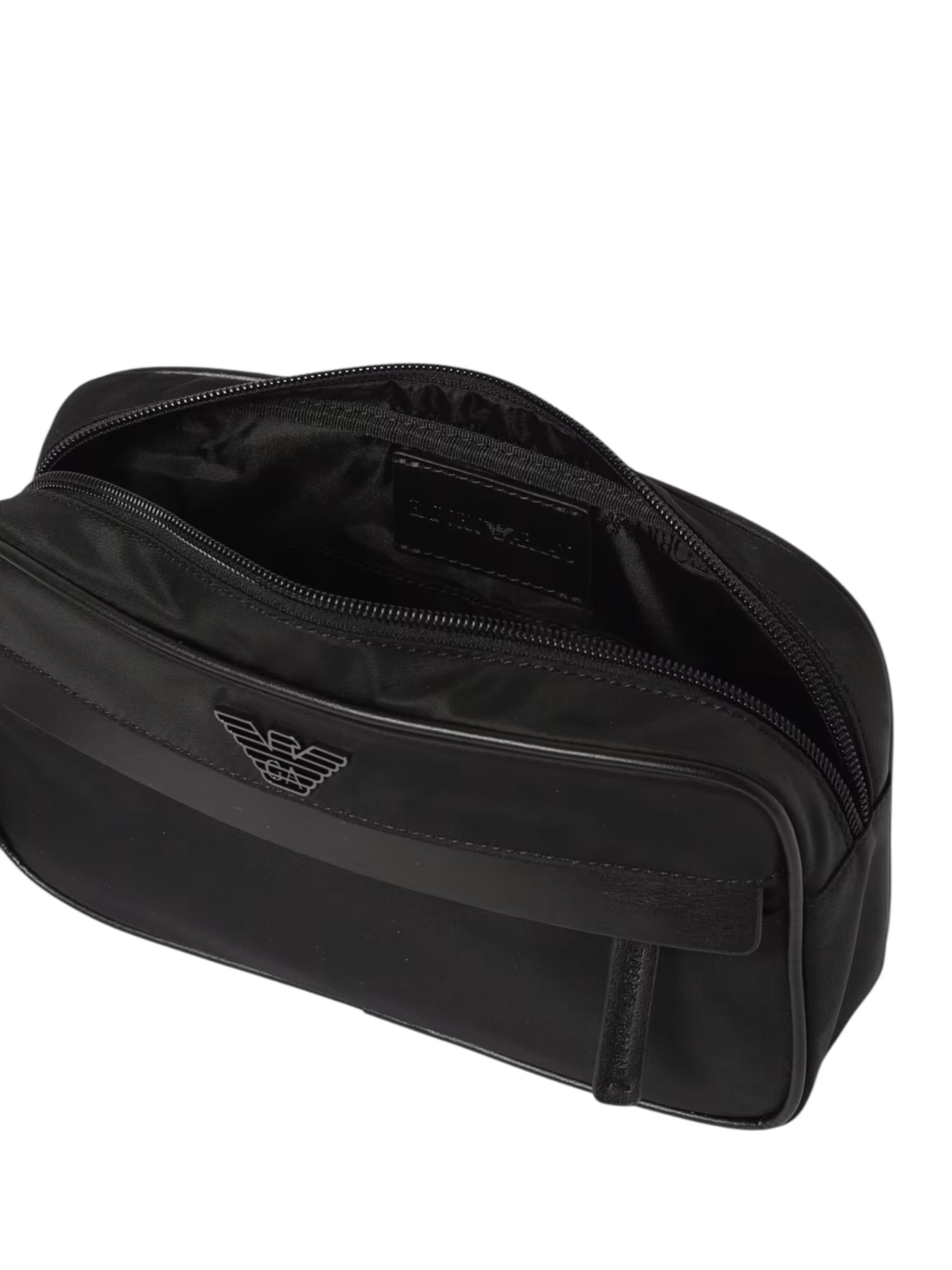 Emporio Armani Umhängetasche‌‌‌‌‌‌‌ in Schwarz