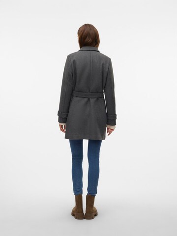 VERO MODA Between-Seasons Coat 'VMPOPAMY' in Grey