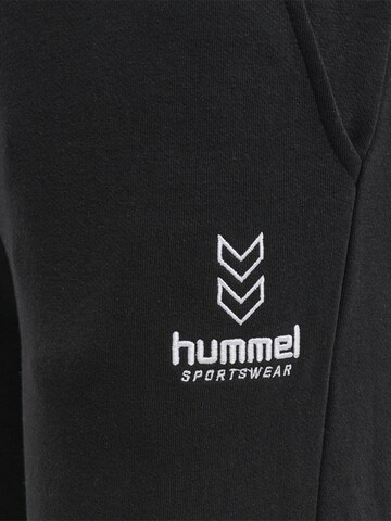 Hummel Tapered Workout Pants in Black