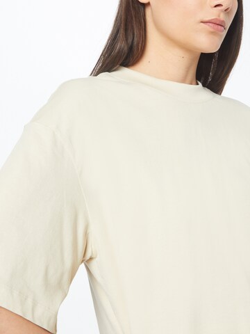 Urban Classics T-Shirt in Beige