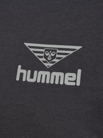 Hummel Sportsweatshirt in Zwart