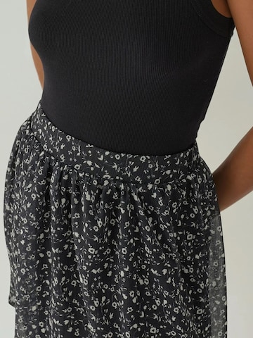 Hiccup - Saia em preto