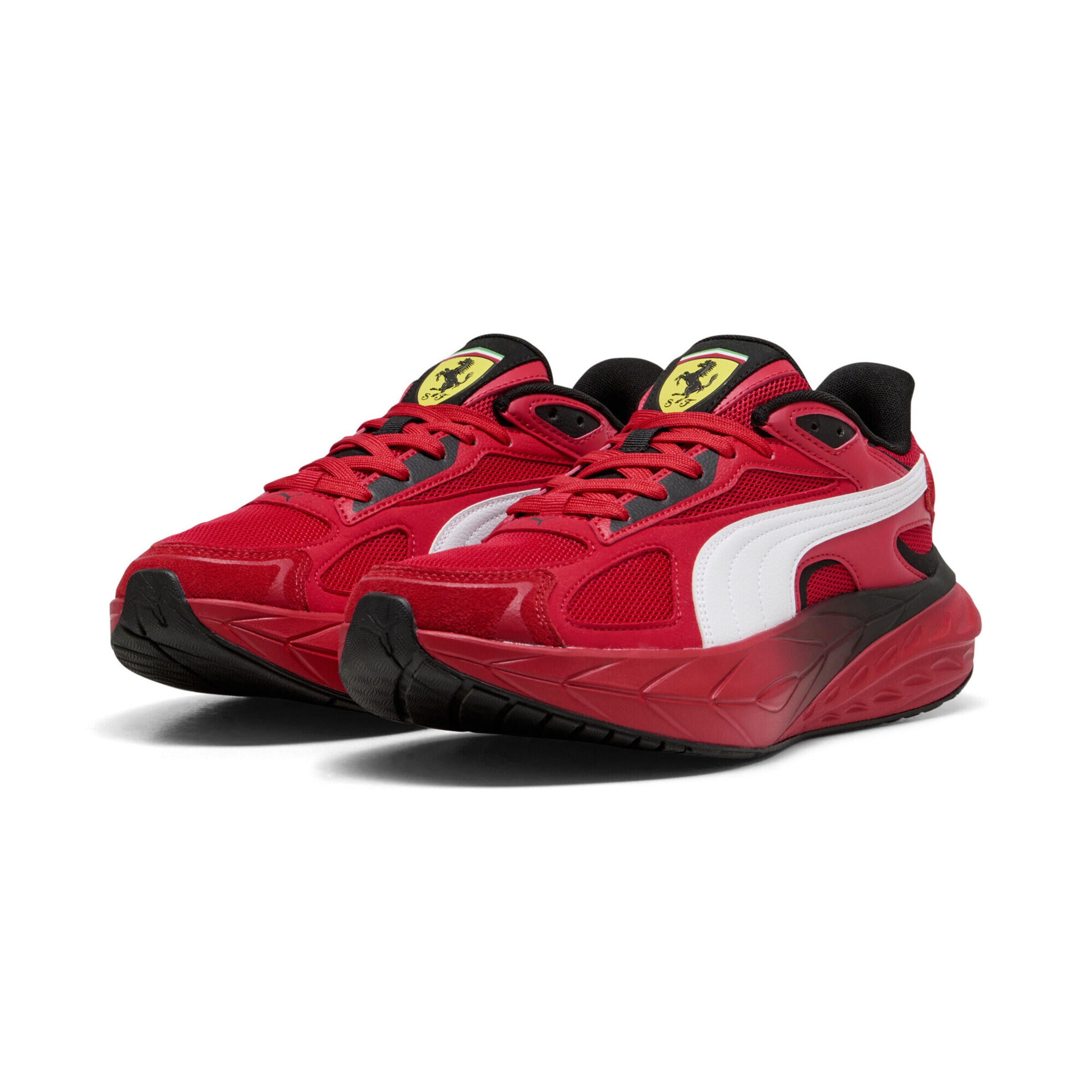 PUMA Sportschoen 'Scuderia Ferrari Hypnotic' in Rood