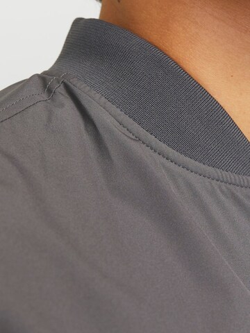 JACK & JONES Átmeneti dzseki 'JJECharge' - szürke