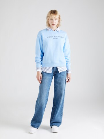 TOMMY HILFIGER Sweatshirt in Blau