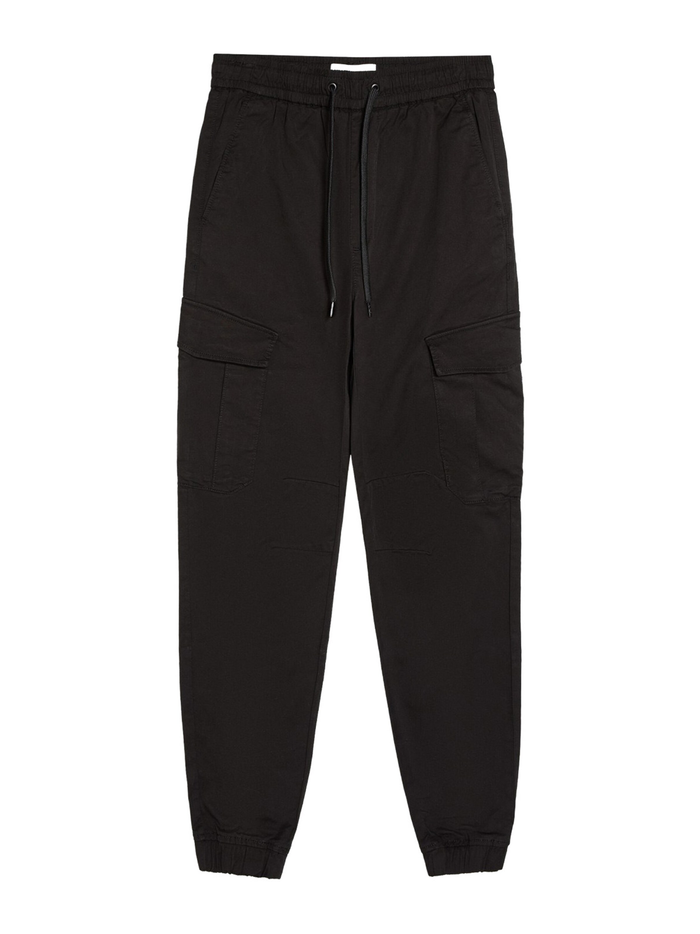 Bershka Regular Cargo trousers in Black: front