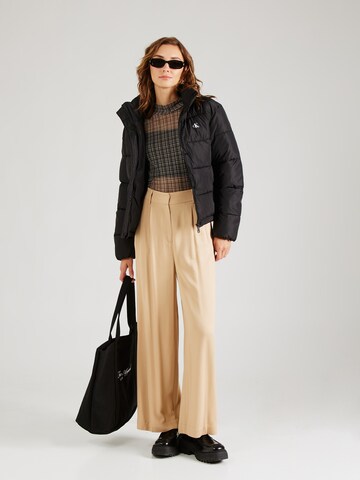 Calvin Klein Jeans Overgangsjakke 'MATTE' i sort