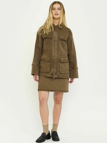 Soft Rebels Välikausitakki ' SRKilea ' värissä ruskea