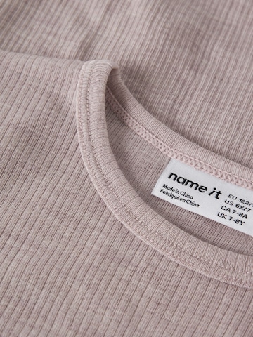 NAME IT - Camiseta en lila