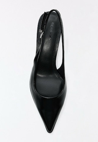 Bershka Slingpumps in Zwart