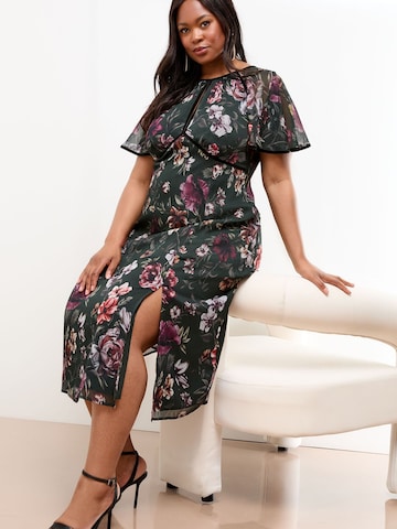 Lipsy Šaty – zelená