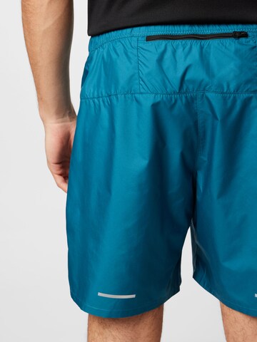 THE NORTH FACE Regular Sportshorts in Blau