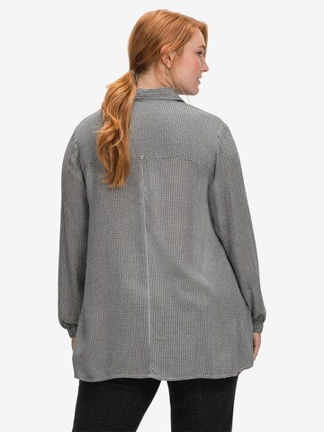 SHEEGO Blouse in Grey