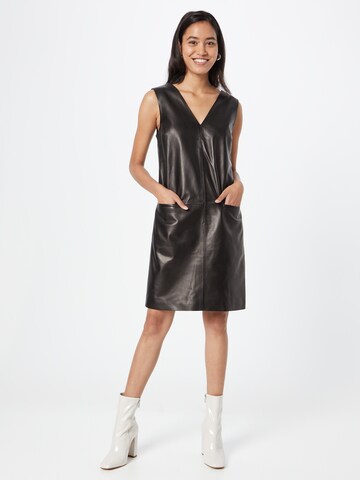 Robe Calvin Klein en noir : devant