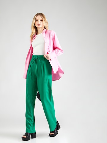 STUDIO SELECT - Loosefit Pantalón plisado 'Jenna' en verde
