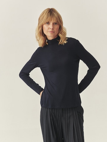 TATUUM Bluzka w kolorze niebieski: przód